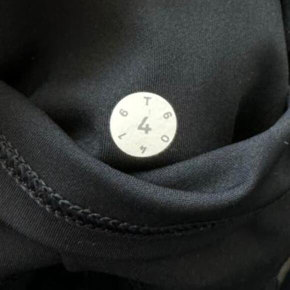 Lululemon Fast & Free Black Crop Leggings Nulux 19 Yoga, Running, Women's Size 4 - Picture 6 of 6